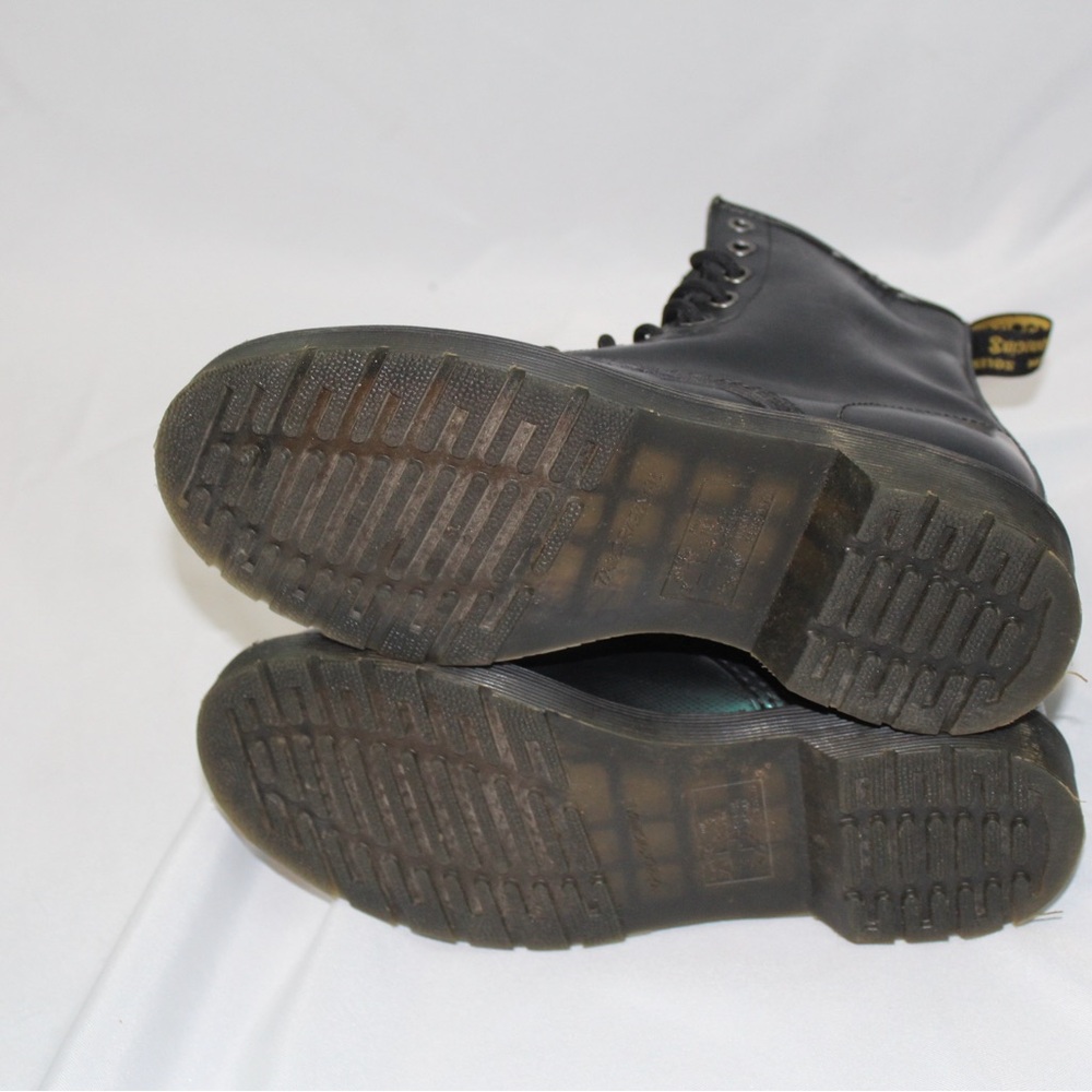 Dr Martens Doc Martens 1460w Ladies 7 Leather Combat Boots Air Wair - Picture 7 of 7